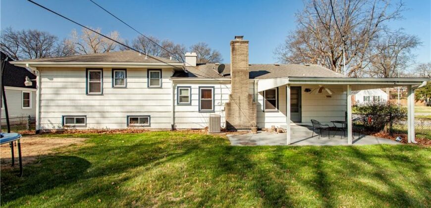 4819 NE Sherwood Drive, Kansas City, MO 64119