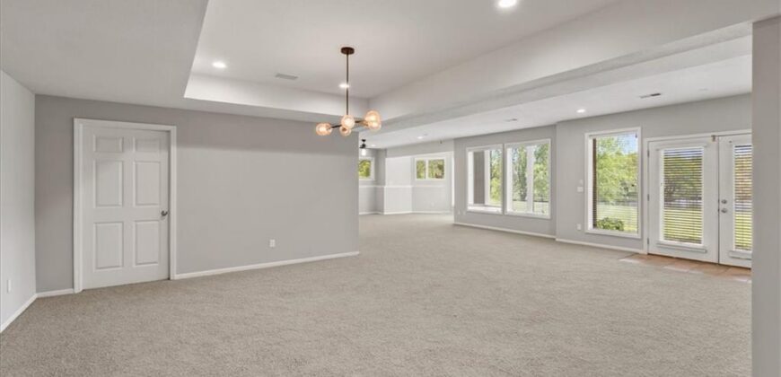 12406 NE 172nd Street, Kearney, MO 64060