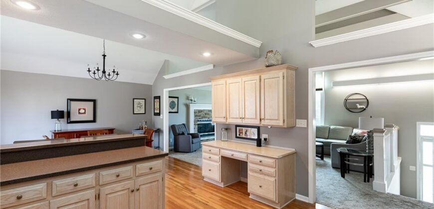 7203 NW Eastside Drive, Weatherby Lake, MO 64152