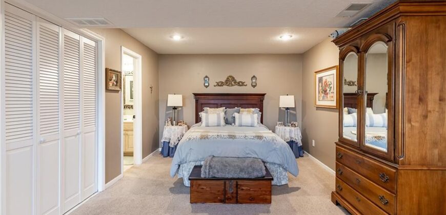 7203 NW Eastside Drive, Weatherby Lake, MO 64152