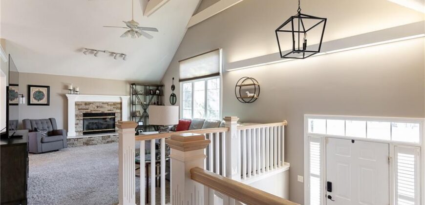 7203 NW Eastside Drive, Weatherby Lake, MO 64152