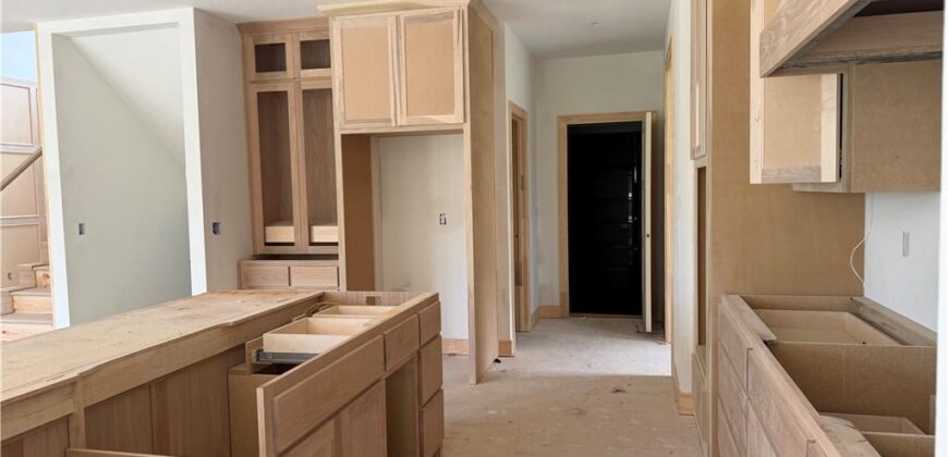 3014 NE 102nd Street, Kansas City, MO 64155