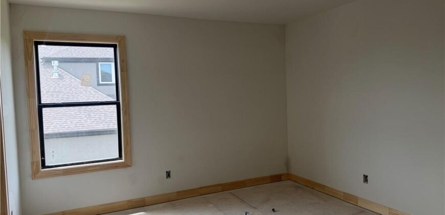 3014 NE 102nd Street, Kansas City, MO 64155