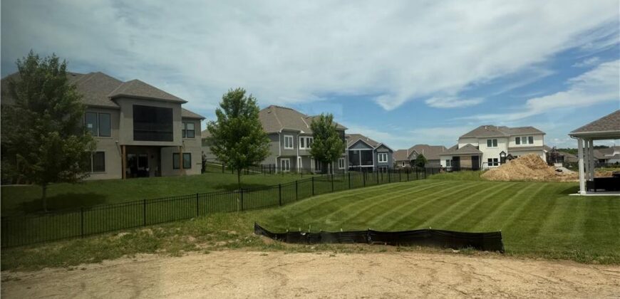 3014 NE 102nd Street, Kansas City, MO 64155