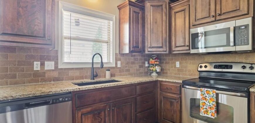 1316 NE 107th Street, Kansas City, MO 64155