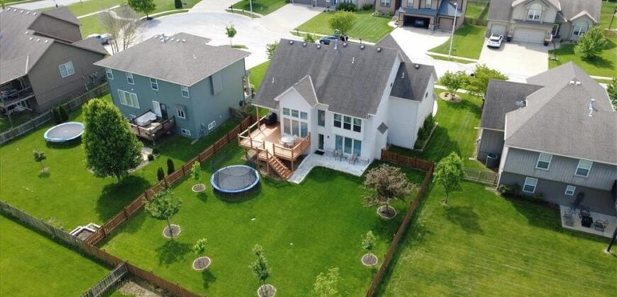 1316 NE 107th Street, Kansas City, MO 64155