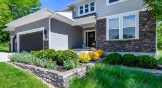 6927 Glenn Lane, Parkville, MO 64152
