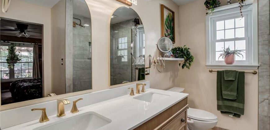 5207 NW 84th Place, Kansas City, MO 64154