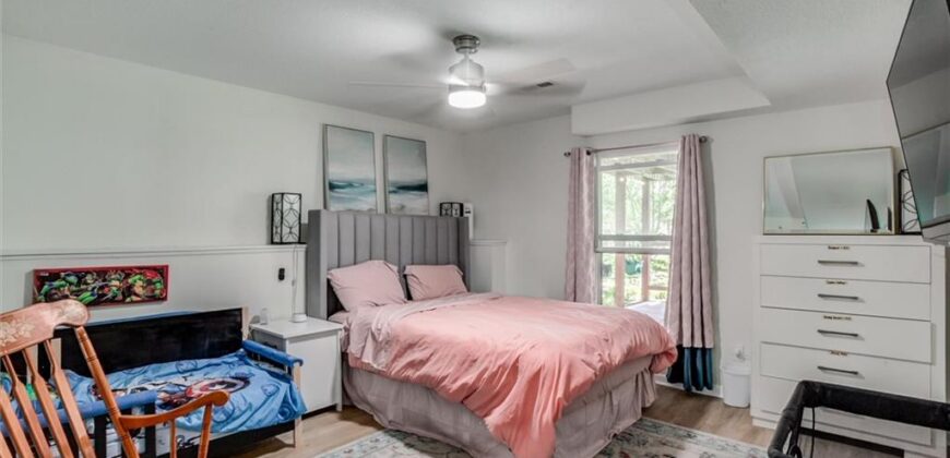 5207 NW 84th Place, Kansas City, MO 64154