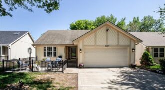 5207 NW 84th Place, Kansas City, MO 64154