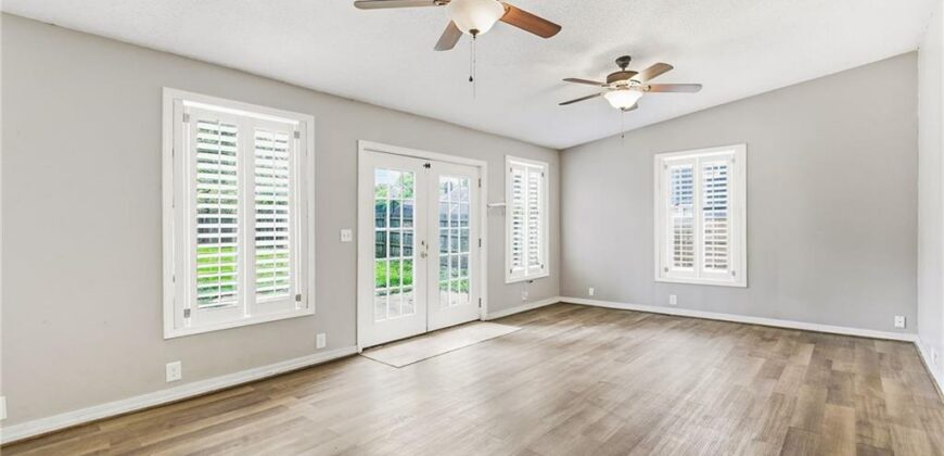 4937 NE Chouteau Drive, Kansas City, MO 64119