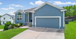 10727 N Tennessee Avenue, Kansas City, MO 64157
