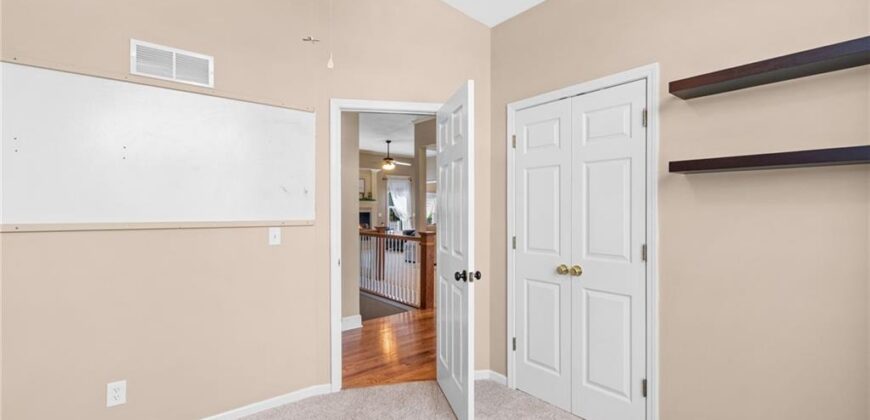 10727 N Tennessee Avenue, Kansas City, MO 64157