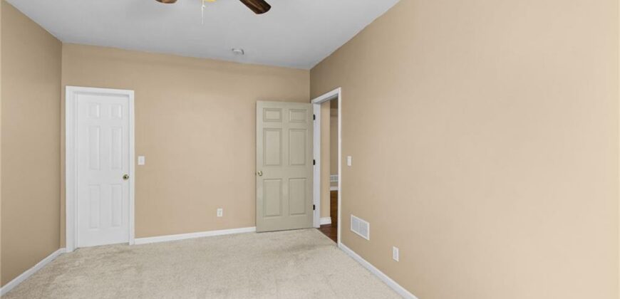 10727 N Tennessee Avenue, Kansas City, MO 64157