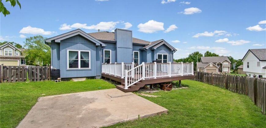 10727 N Tennessee Avenue, Kansas City, MO 64157