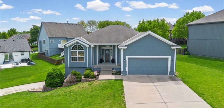 10727 N Tennessee Avenue, Kansas City, MO 64157