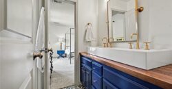 6730 Meyers Circle, Parkville, MO 64152