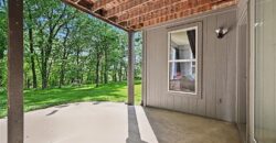6730 Meyers Circle, Parkville, MO 64152