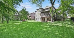 6730 Meyers Circle, Parkville, MO 64152