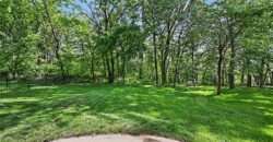 6730 Meyers Circle, Parkville, MO 64152