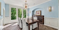 6730 Meyers Circle, Parkville, MO 64152