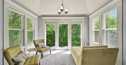 6730 Meyers Circle, Parkville, MO 64152