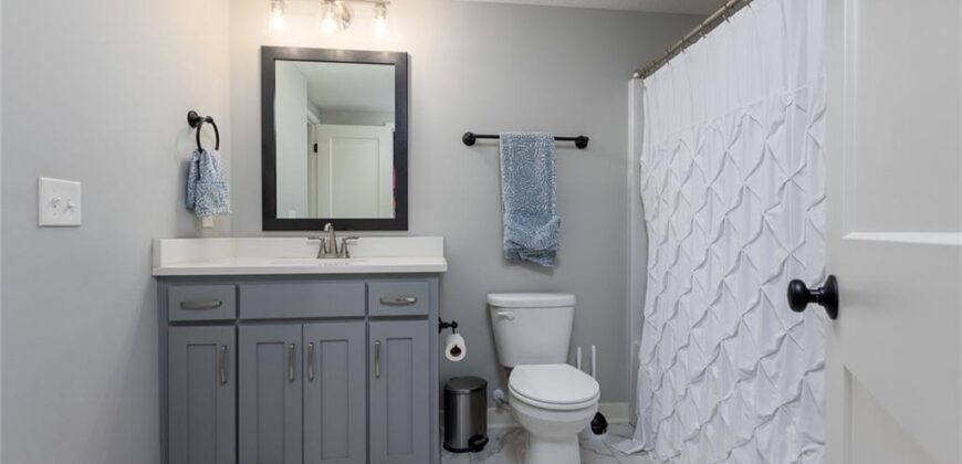 8134 NW 89th Street, Kansas City, MO 64153