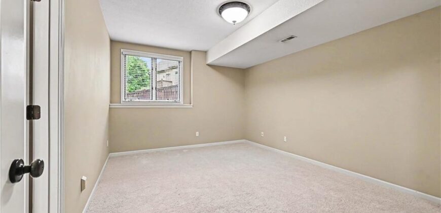 1407 NE 92nd Court, Kansas City, MO 64155