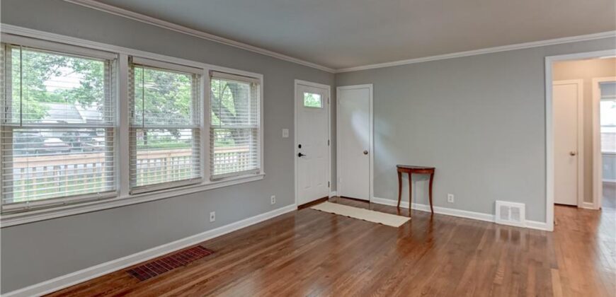 5020 N Brooklyn Avenue, Kansas City, MO 64118
