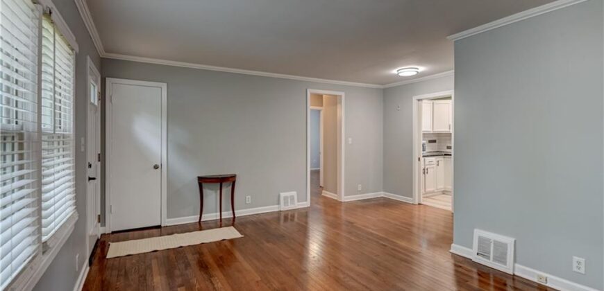 5020 N Brooklyn Avenue, Kansas City, MO 64118