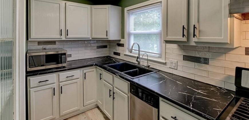 5020 N Brooklyn Avenue, Kansas City, MO 64118