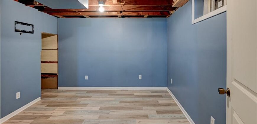 5020 N Brooklyn Avenue, Kansas City, MO 64118