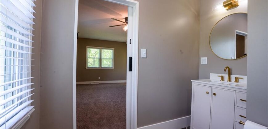 2209 NE 39th Terrace, Kansas City, MO 64116