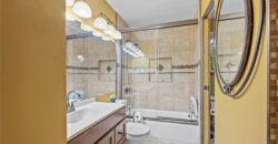 2101 NE 62nd Street, Kansas City, MO 64118
