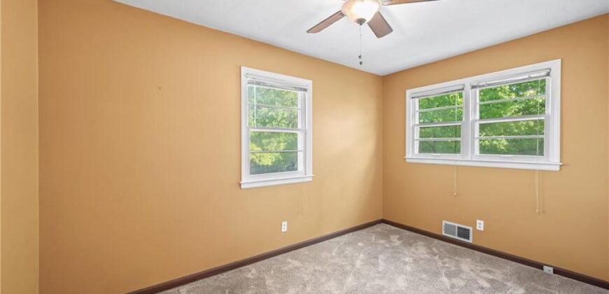 2101 NE 62nd Street, Kansas City, MO 64118
