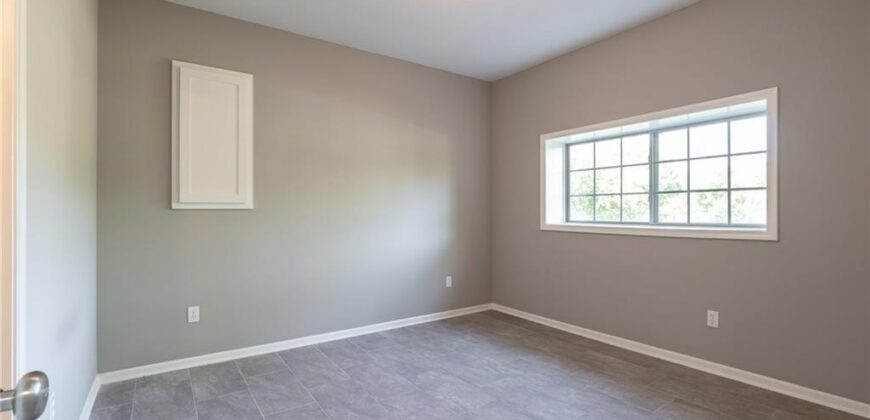7309 NW Locust Drive, Kansas City, MO 64152
