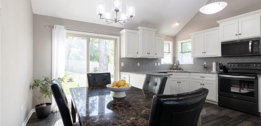 7309 NW Locust Drive, Kansas City, MO 64152