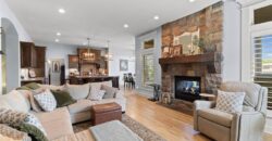 6484 N Whitetail Way, Parkville, MO 64152