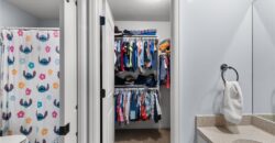 6484 N Whitetail Way, Parkville, MO 64152