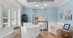 6484 N Whitetail Way, Parkville, MO 64152