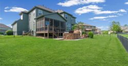 6484 N Whitetail Way, Parkville, MO 64152
