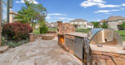 6484 N Whitetail Way, Parkville, MO 64152