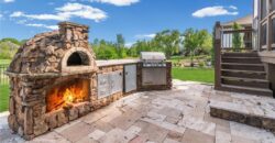 6484 N Whitetail Way, Parkville, MO 64152
