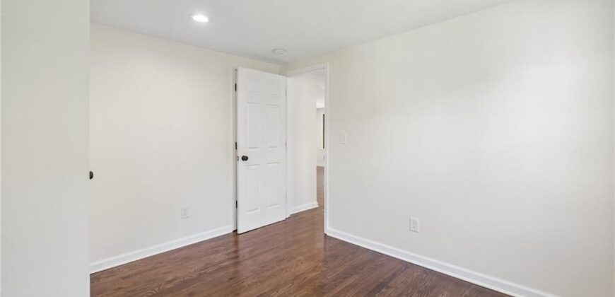 1406 E 24th Avenue, Kansas City, MO 64116