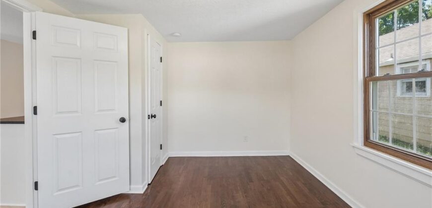1406 E 24th Avenue, Kansas City, MO 64116