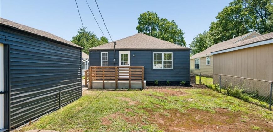 1406 E 24th Avenue, Kansas City, MO 64116
