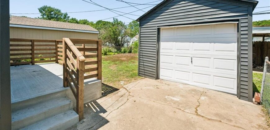 1406 E 24th Avenue, Kansas City, MO 64116