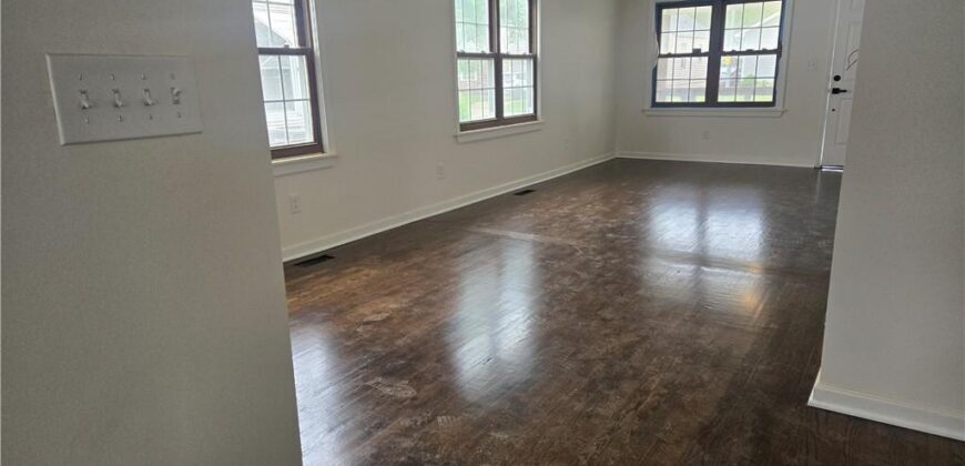 1406 E 24th Avenue, Kansas City, MO 64116