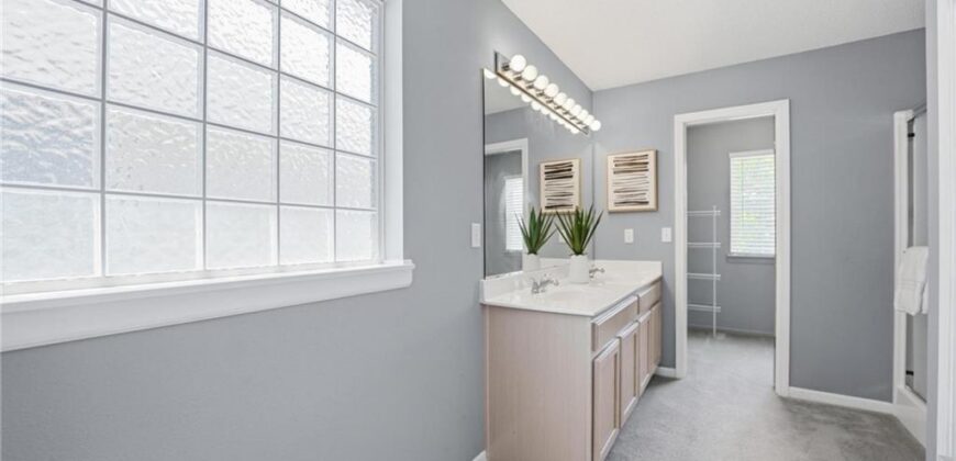 8335 N Kensington Avenue, Kansas City, MO 64119