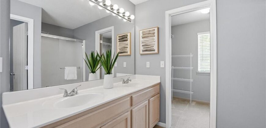 8335 N Kensington Avenue, Kansas City, MO 64119